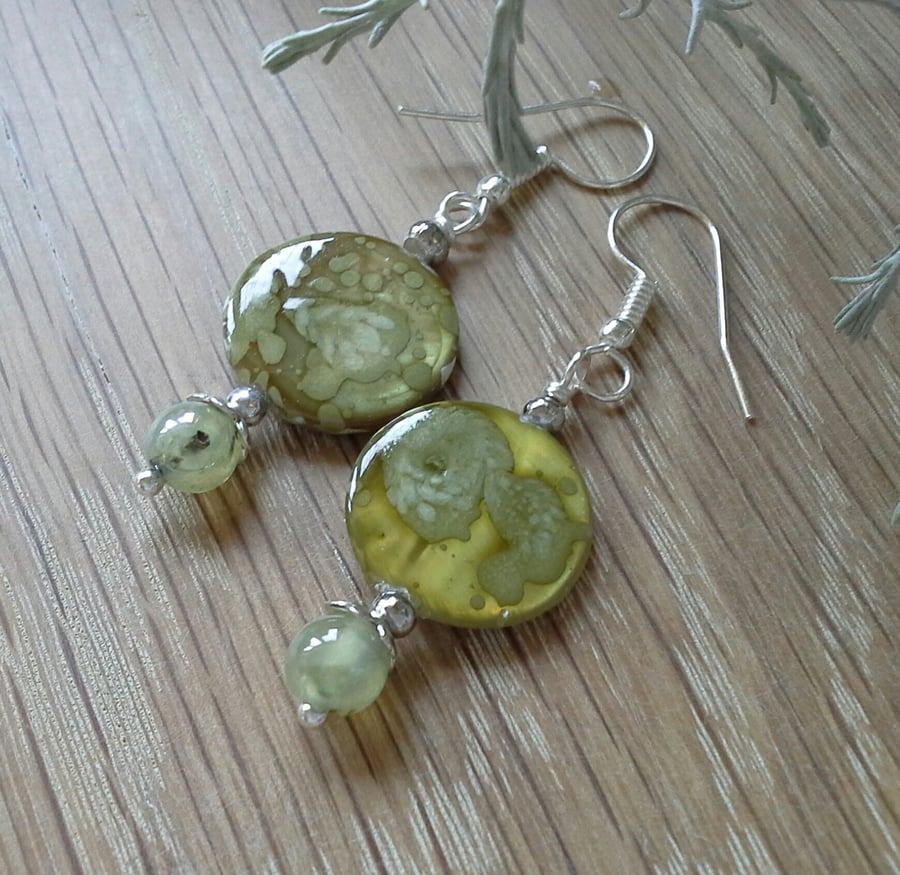 Prehnite & Printed Shell Earrings Silver Plated