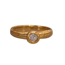 9ct yellow gold textured ring wirh diamond 