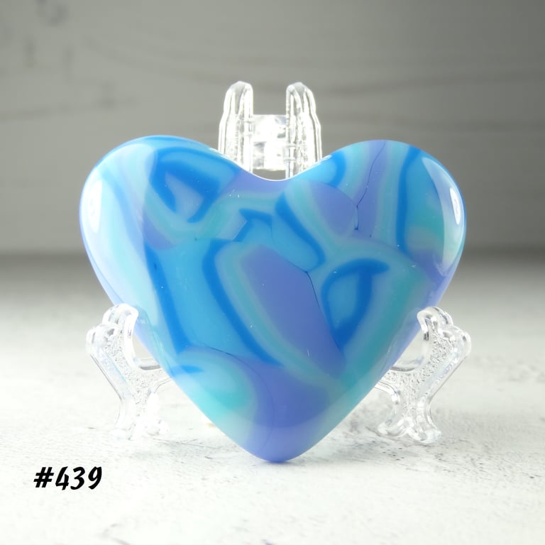 Fused glass blue and purple heart pocket hug with stand 5x4.5cm (439)