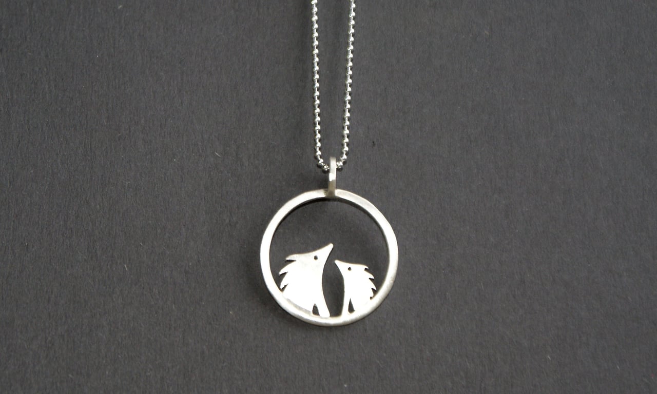 Silver hedgehog circle necklace