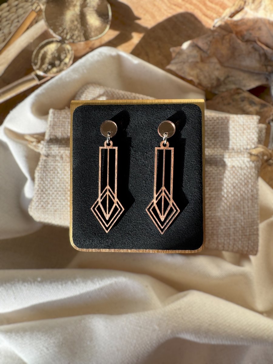 Wooden Art Deco Pendulum Earrings 