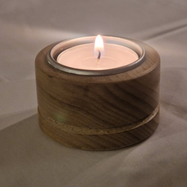 Tulipwood tea light holder