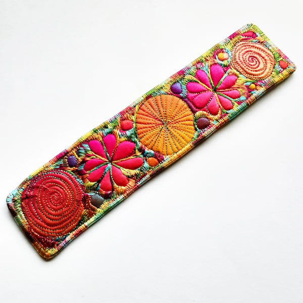 Bookmarks - Textile with Machine Embroidery Bookmark