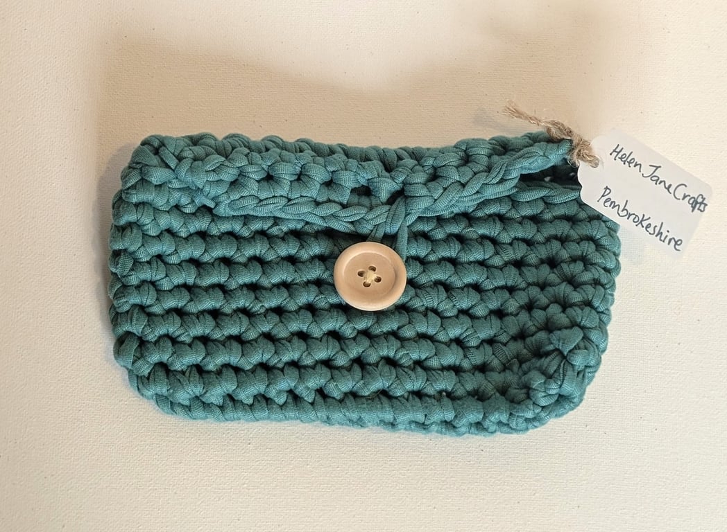 Handmade crochet purse made with green t-shirt yarn 