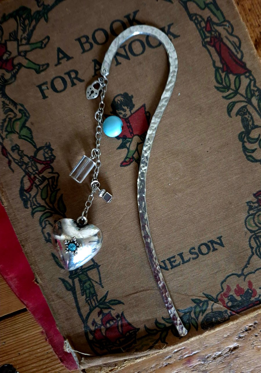 Unique metal bookmark with heart charm