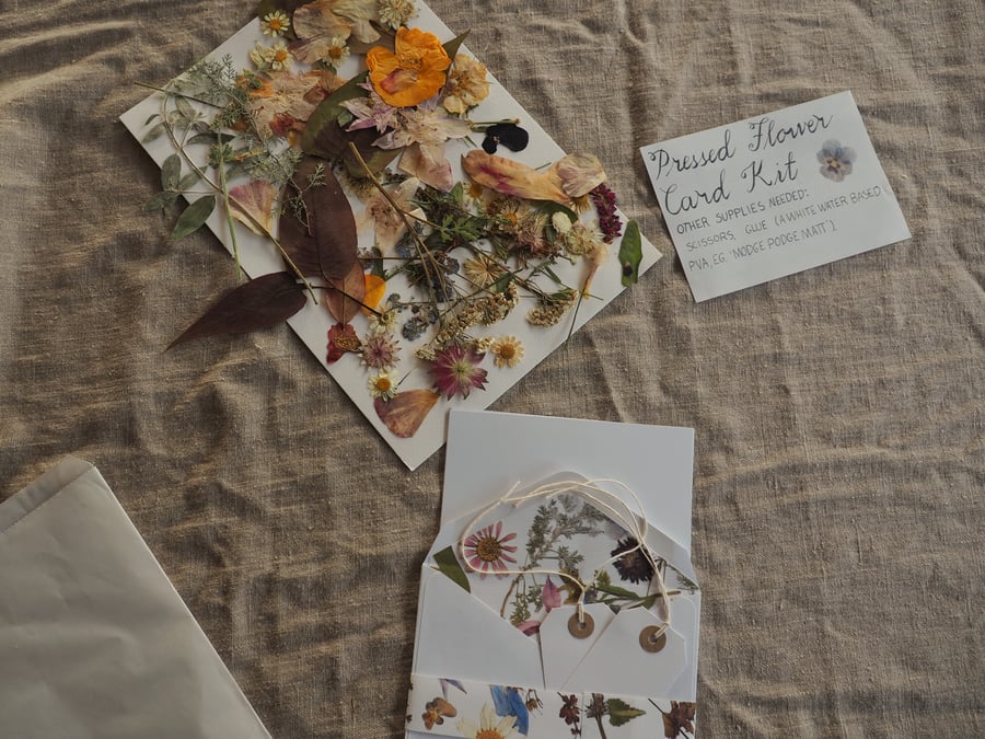 Pressed Flower Card Making Kit