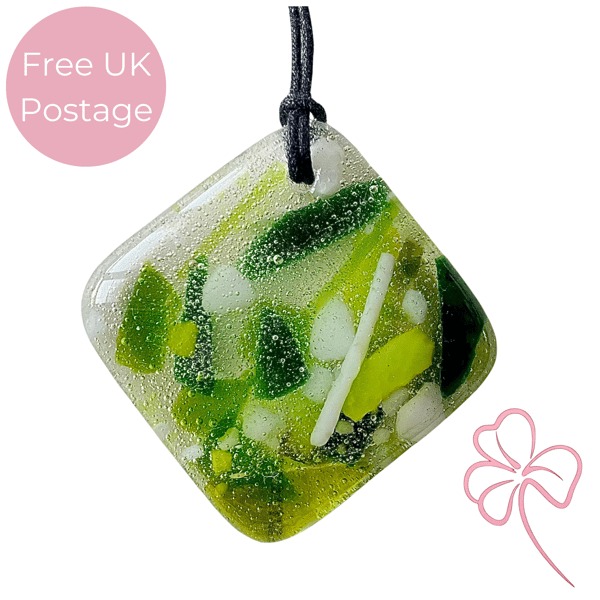 Green Square Glass Pendant Necklace 