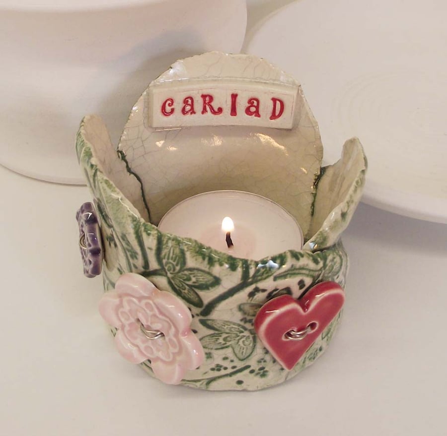 Cariad ceramic tea light holder with heart and flower buttons