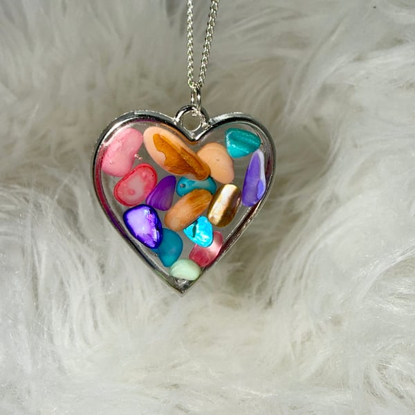 Heart shape multicoloured pendant