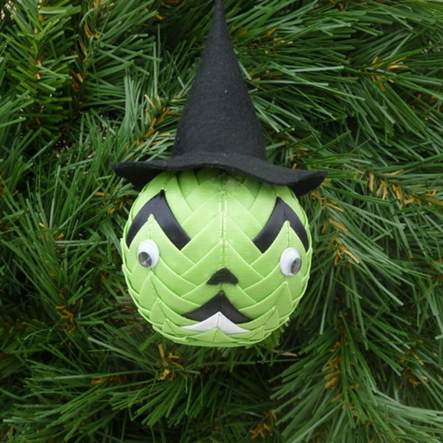 Spooky Halloween Green Witch