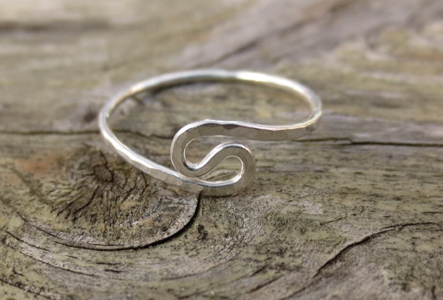 Solid sterling silver wave ring - made to order in your ring size.