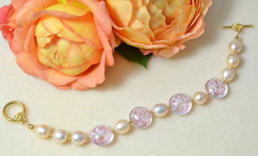 Peach Pearl & Murano Glass Bracelet
