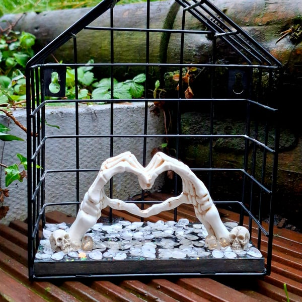 Cage Wire Gothic Skeleton Wall Shelf Decoration horror spooky alt floral