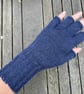 Fingerless gloves alpaca blue - Image 2