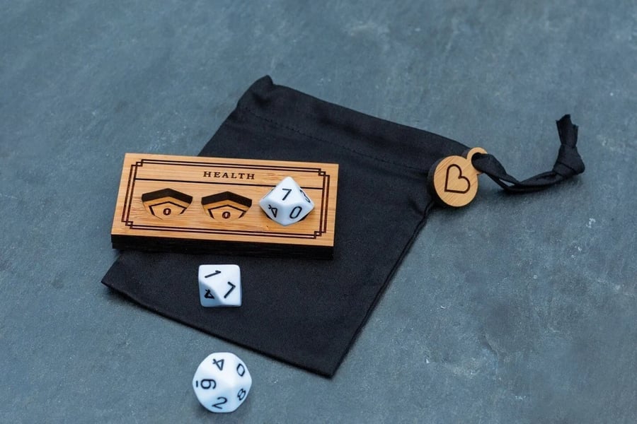 Health Tracker - accessories for D&D players