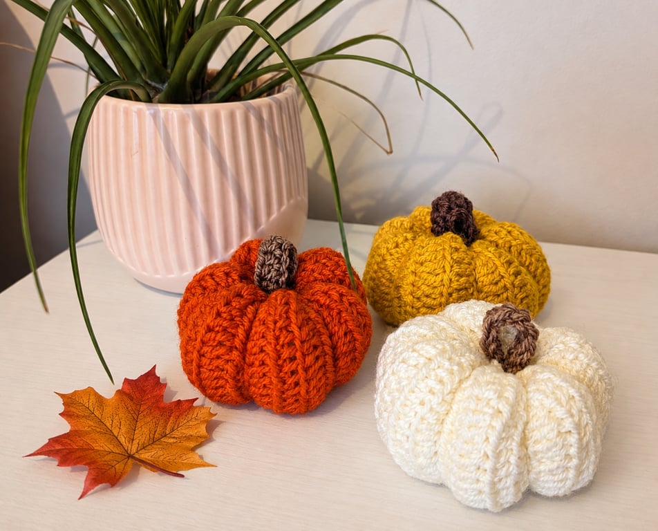 Handmade Crochet Pumpkins – Autumn Decoration – Set of 3