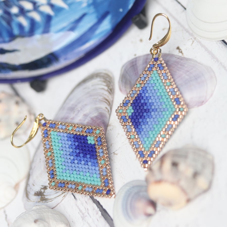 Diamond Shaped Beaded Earrings with Blue, Aqua and Gold Starburst Design
