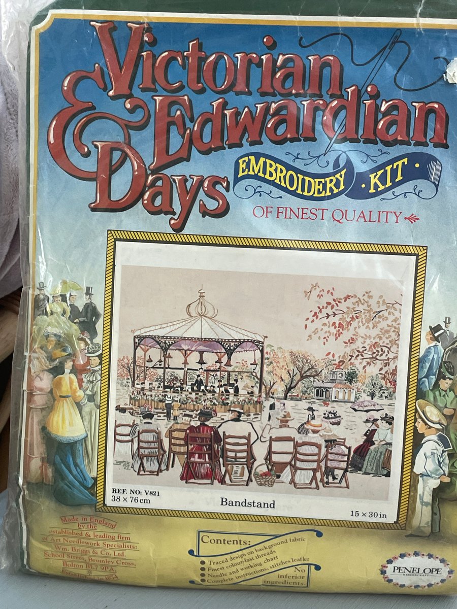 Victorian and Edwardian days Embroidery kit Bandstand (V821) by Penelope