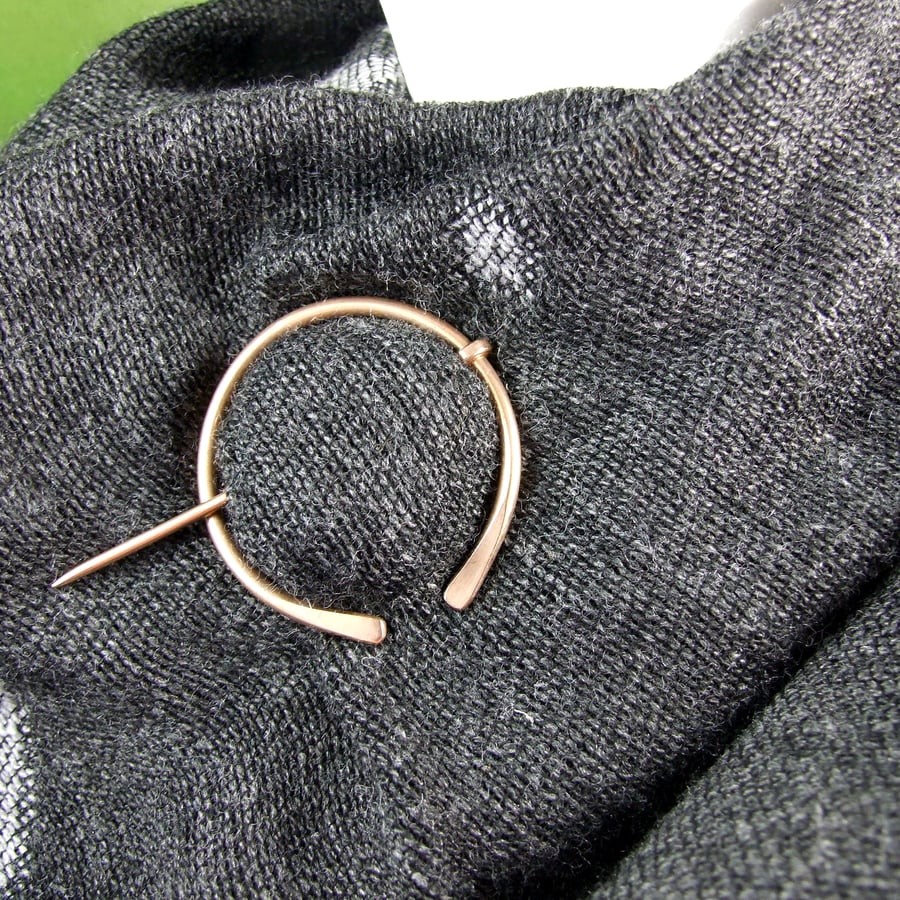 Penannular Brooch, Shawl Pin, Bronze Celtic Clasp for Wrap