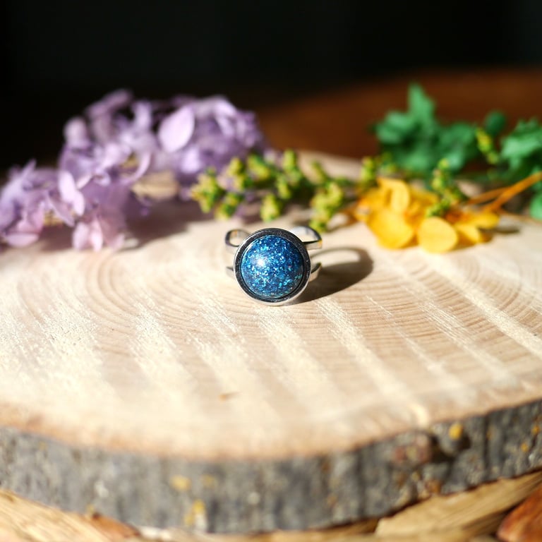 Hypoallergenic Sparkly Blue Adjustable Ring - Silver Stainless Steel
