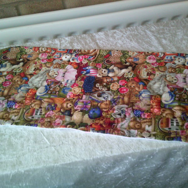 Teddy Bears and Flowers Burp Cloth