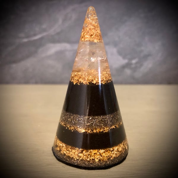 Orgonite Ring Cone with Clear Quartz crystals (Black & Gold)