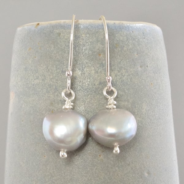 Minimalist Sterling Silver and Grey Genuine Freshwater Nugget Pearl Earrings 