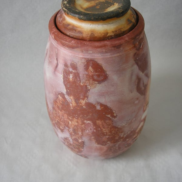 CERAMIC JAR WITH LID  23 CMS HIGH