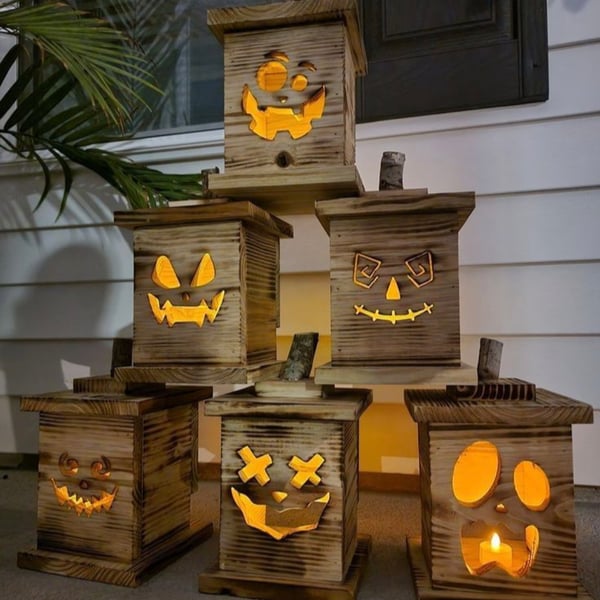 Halloween Scare boxes x3