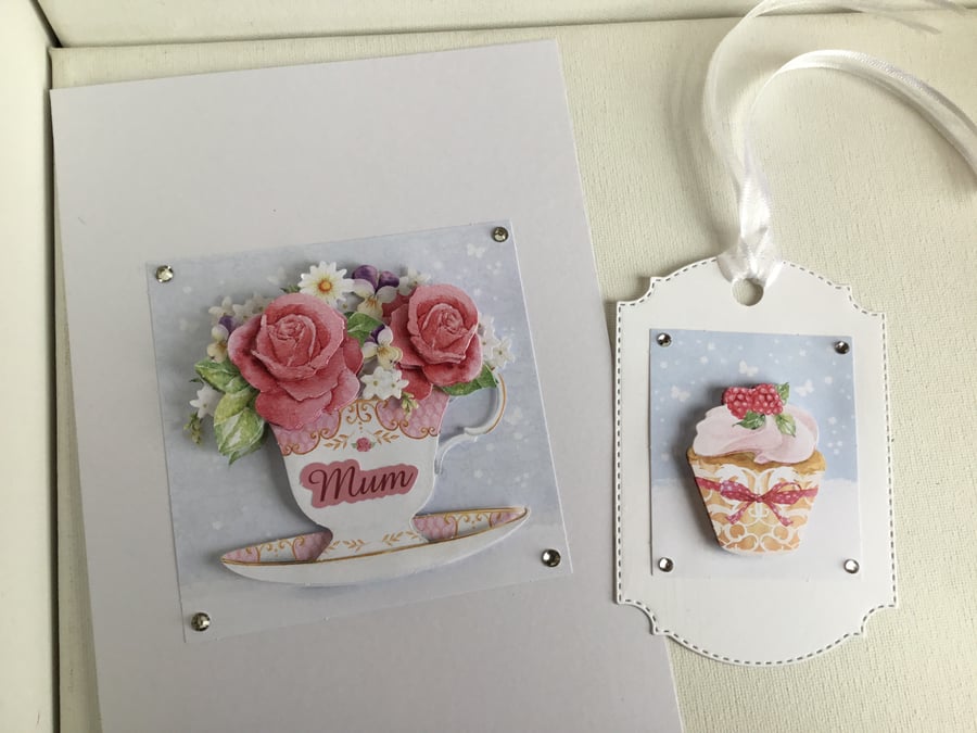 Mothers day card. Birthday. Decoupage card for Mum. Card and gift tag set. CC818