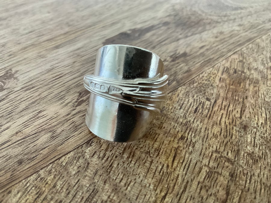 VINTAGE CUTLERY - SPOON RING - SHEFFIELD 1907 - SIZE Q