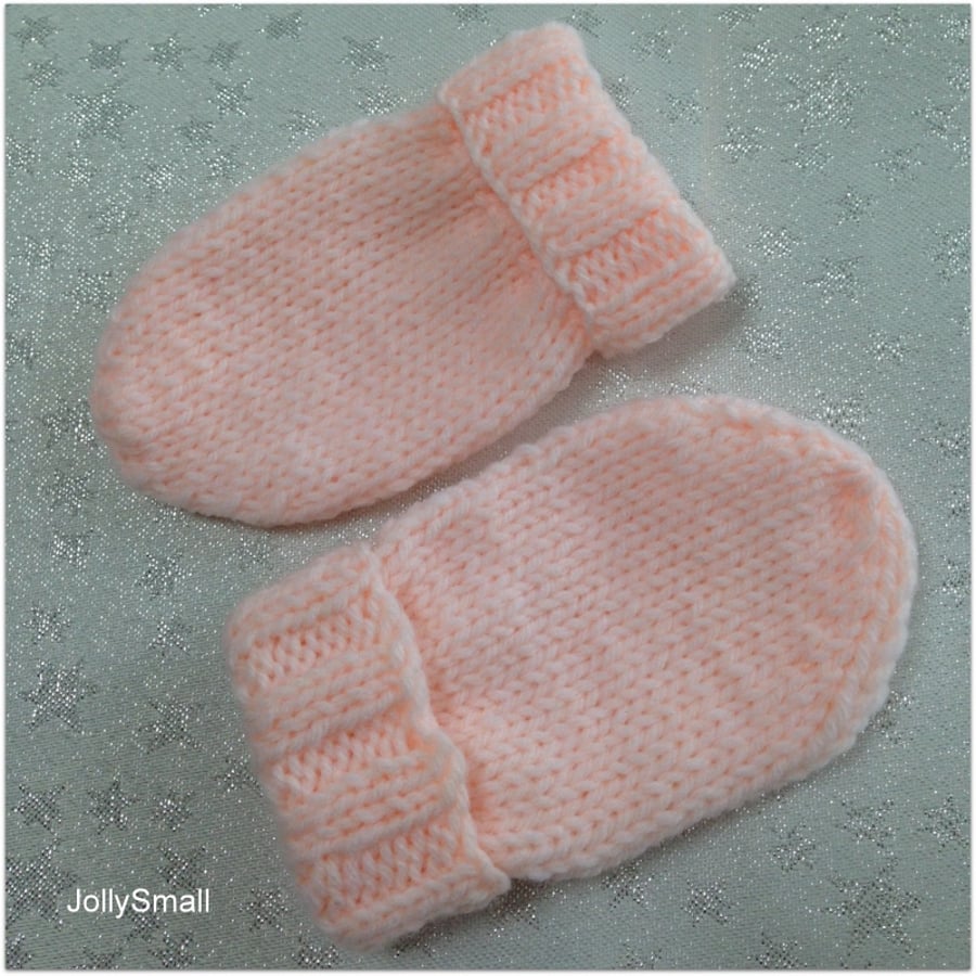 Baby mittens 0-3 months - NOW 10% REDUCTION
