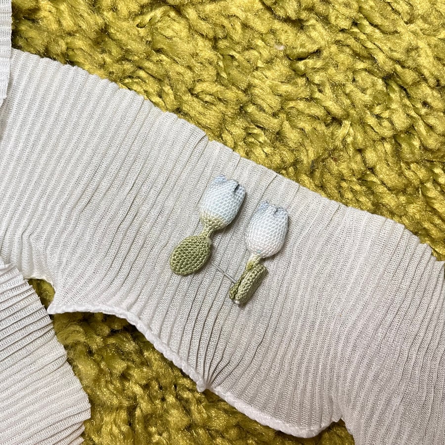 Chubby Tulip Micro Crochet Earrings 