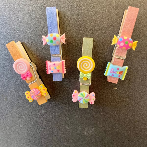 Set of 4 Sweet Treats Magnetic Clip Fridge Organisers