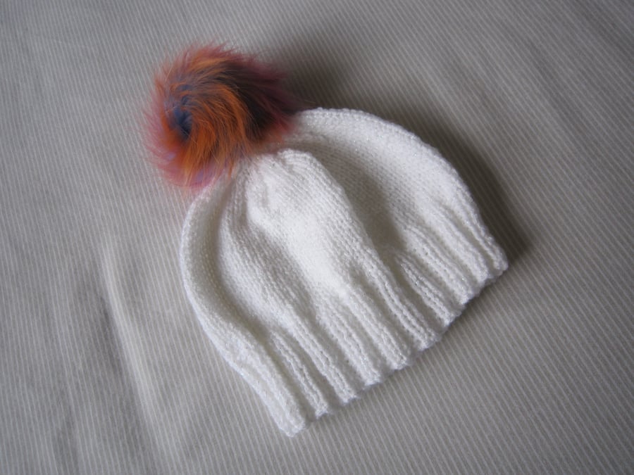 White Baby Hat, baby beanie,hand knitted, Pom Pom hat, baby girl, age 3-6 months