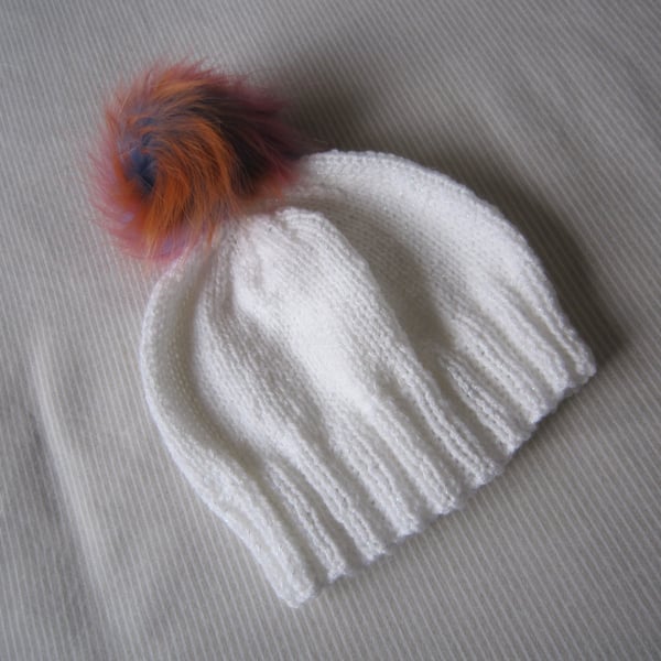 White Baby Hat, baby beanie,hand knitted, Pom Pom hat, baby girl, age 3-6 months