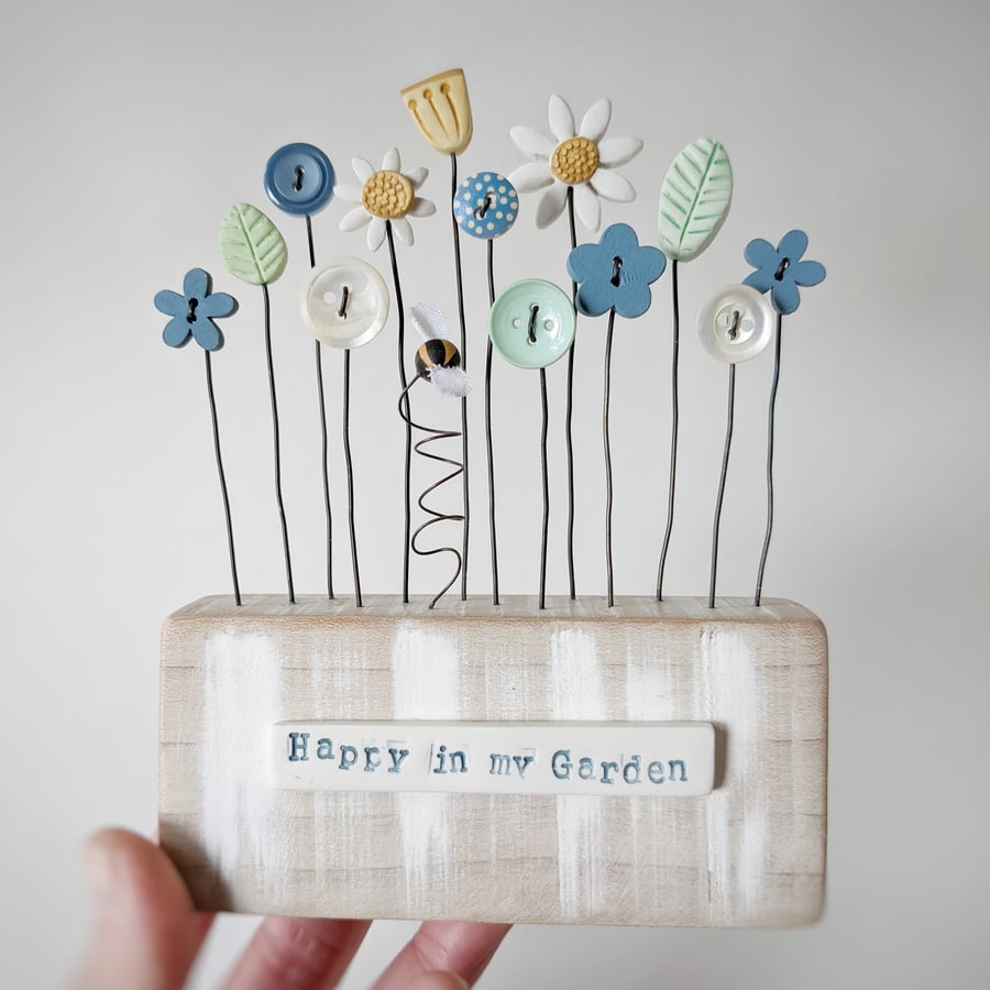 Clay and Button Flower Garden with Bee in a Wood Block 'Happy in my Garden'