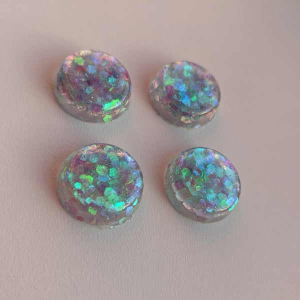 Amazing iridescent blue & lilac round studs