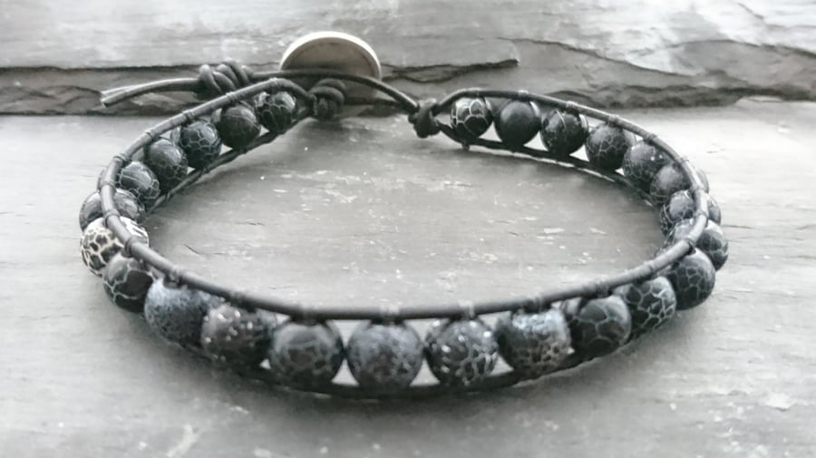 Black leather and agate bead bracelet, unisex bracelet