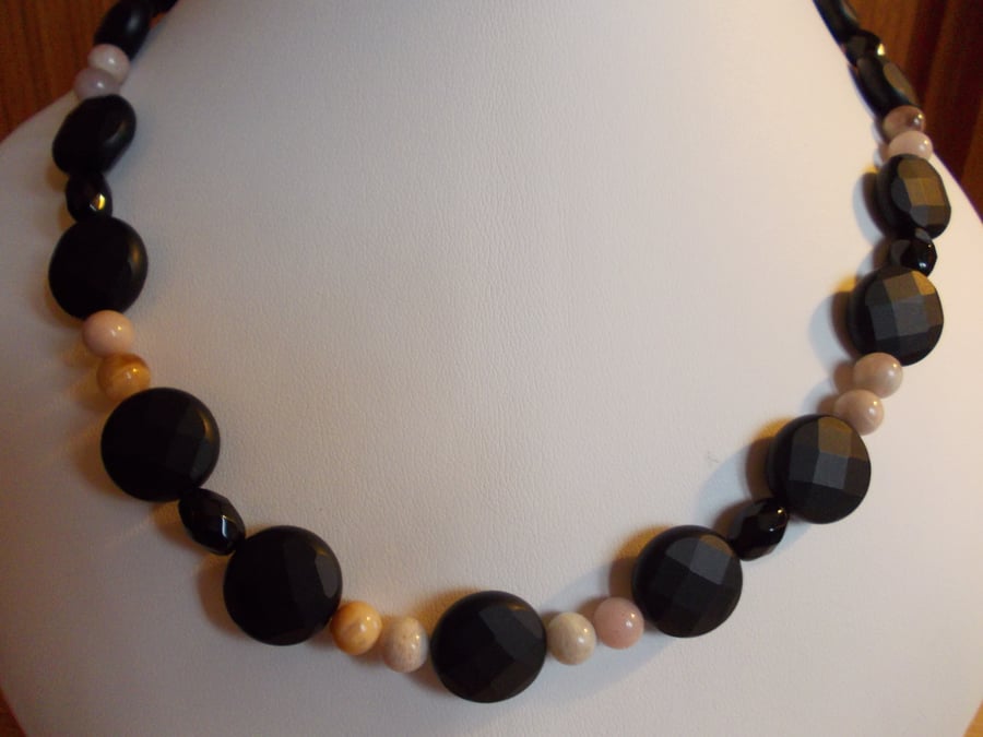 Agate and peach moonstone necklace