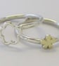 Silver & 9ct gold 2 interlocking Flower Rings - Image 2