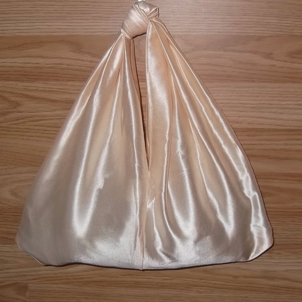 Knot top bag Handy Shopper, Carrier. Beach bag. Peach