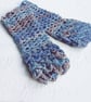 Blue and Grey Dragonscale Fingerless Gloves, Womens Wool Handwarmers - Image 3