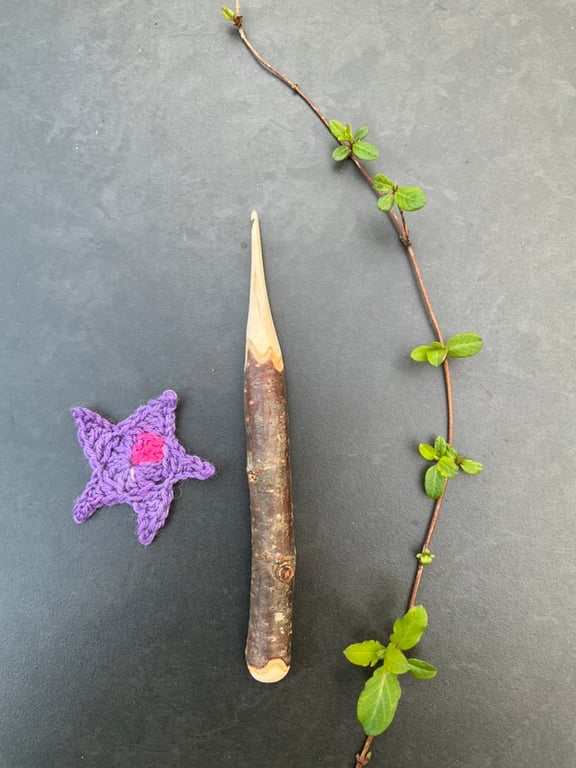 Hand-carved Crocet Hook, 2mm