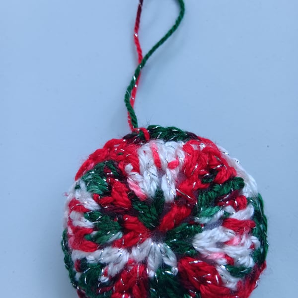 Crochet Christmas Bauble (Xmas Glitter) - festive decoration