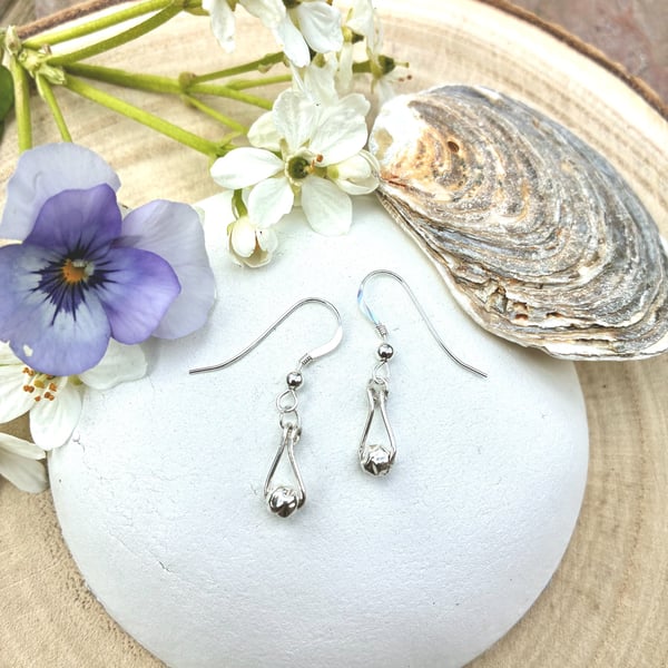 Tear-drop Shaped Hoop Earrings with Hammered Bead in Sterling Silver