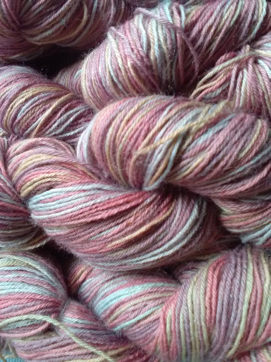 100g Hand-dyed 4PLY Superwash Sock Wool Pastel Perfect