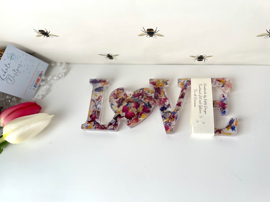 Sparkly Floral Resin LOVE Sign Handmade 20cm freestanding interior Home Decor