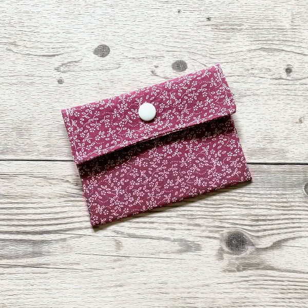 Card holder pouch. Loyalty, credit, debit cards purse. Ditsy pink.