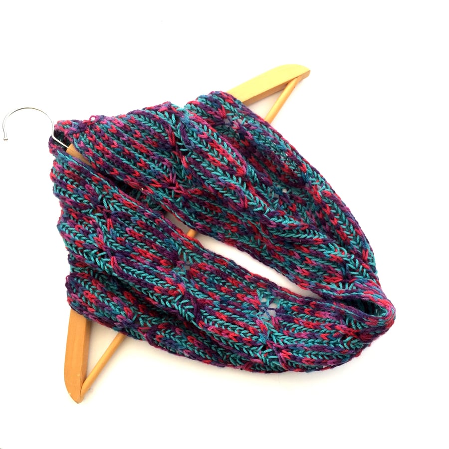 Brioche Cowl Knitting pattern "Stepping Stones"